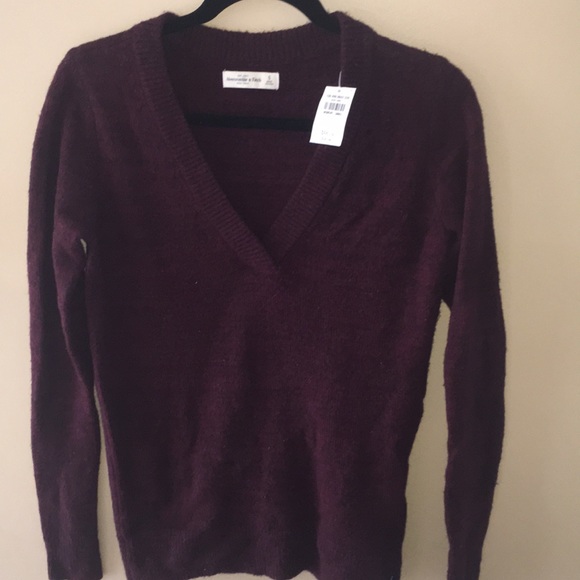 Abercrombie & Fitch Sweater NWT - Picture 2 of 5